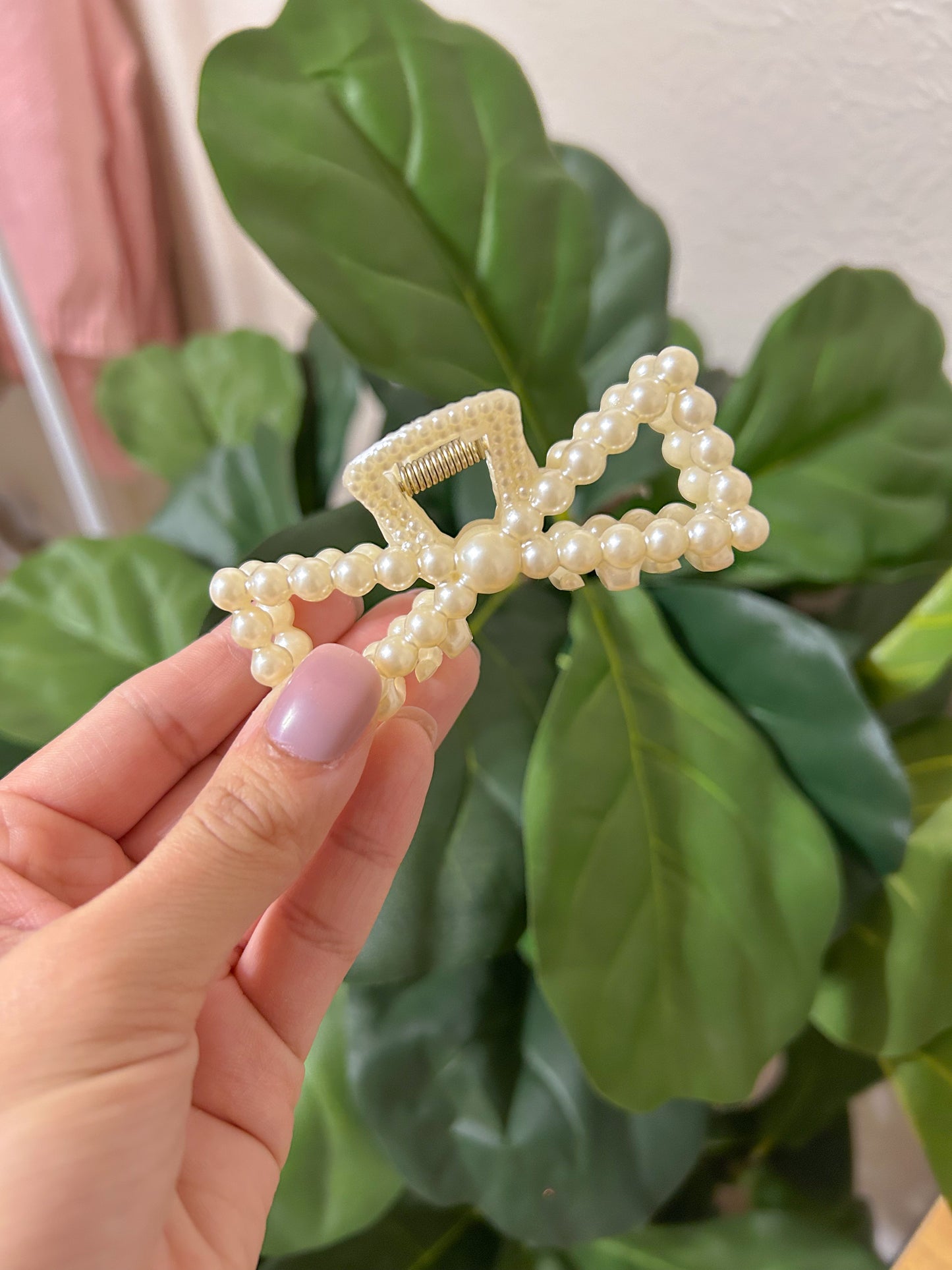 Pearl Hairclaw